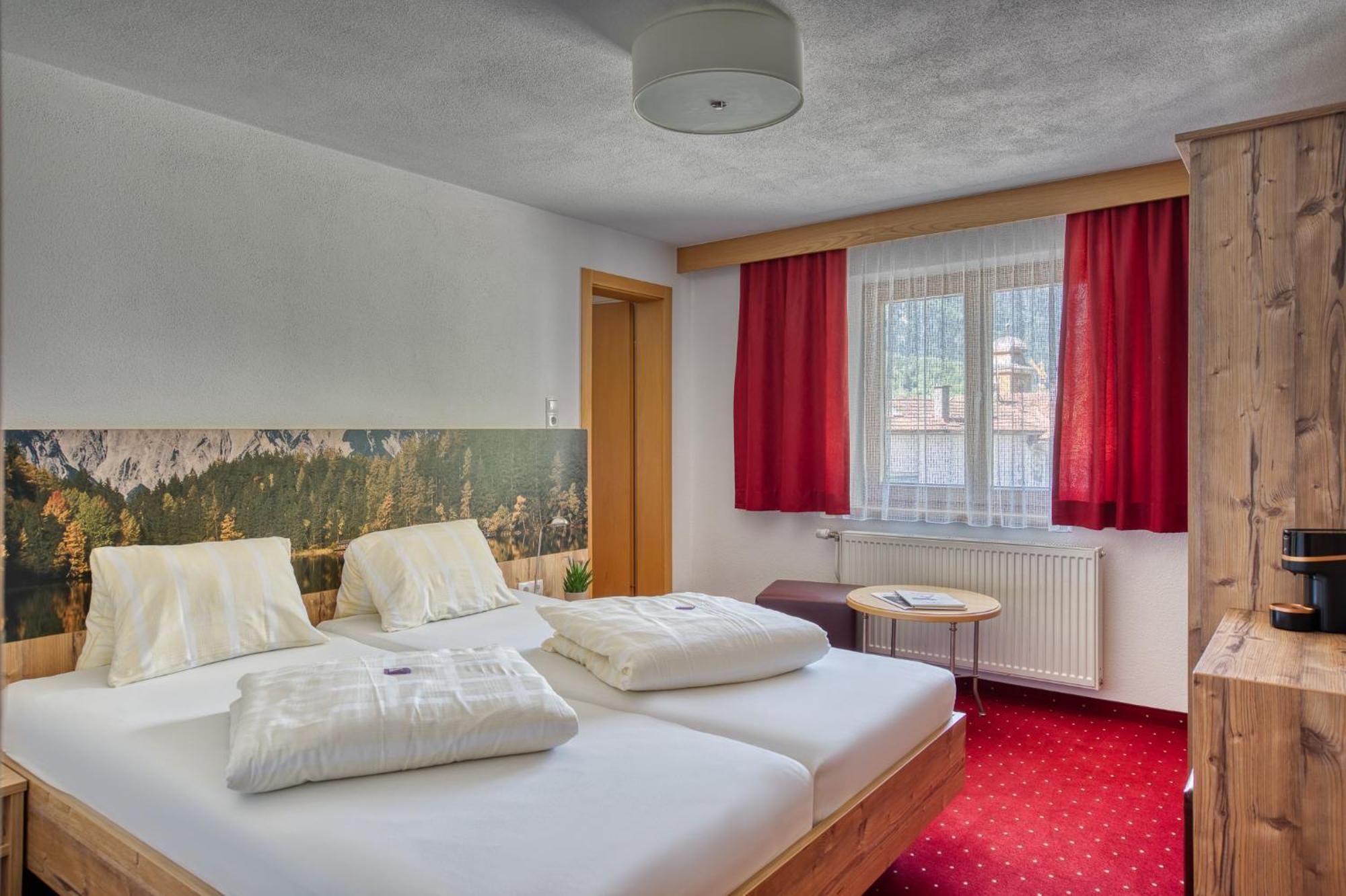 Hotel Jaegerhof Oetz Camera foto