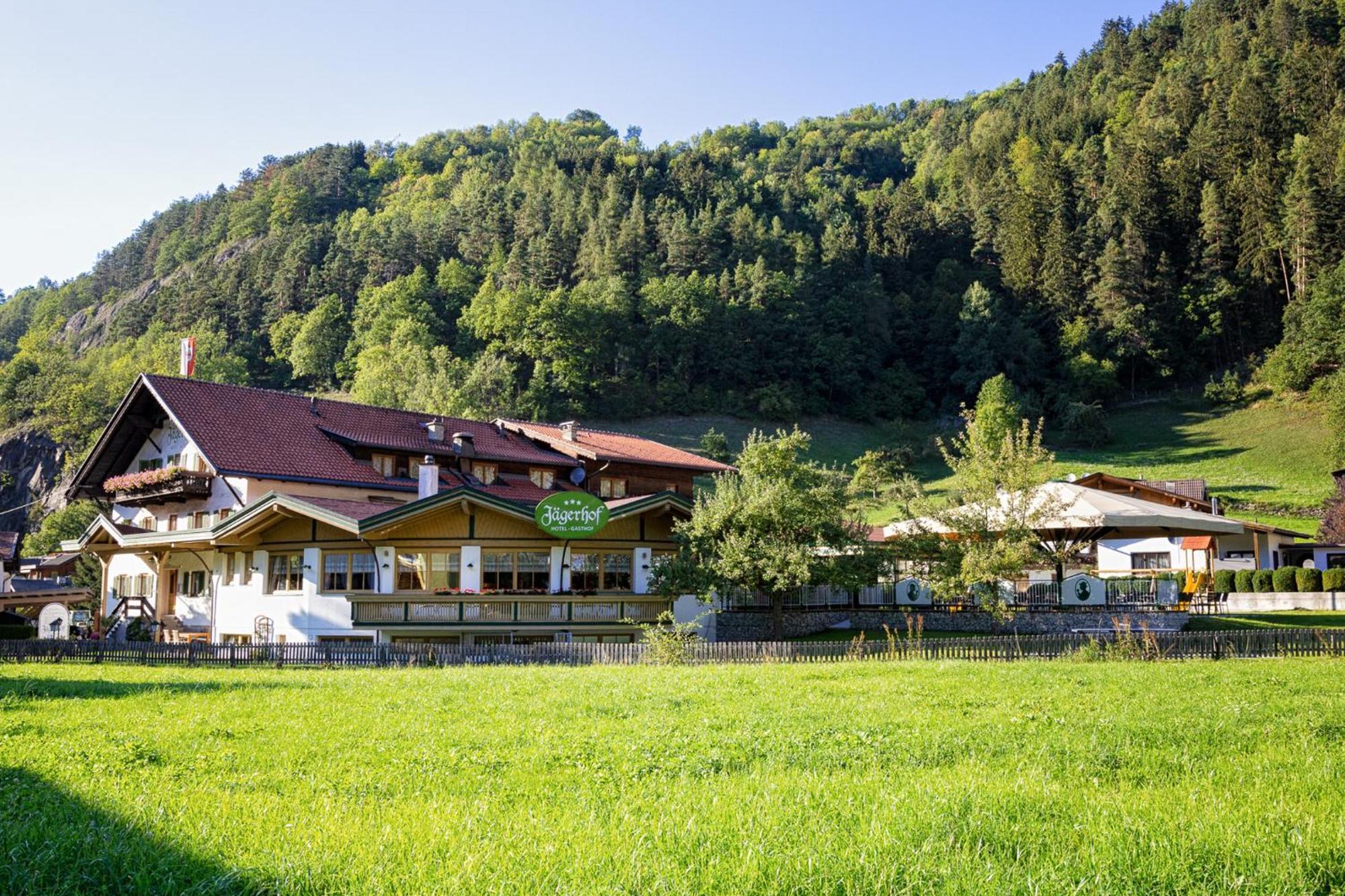 Hotel Jaegerhof Oetz Esterno foto
