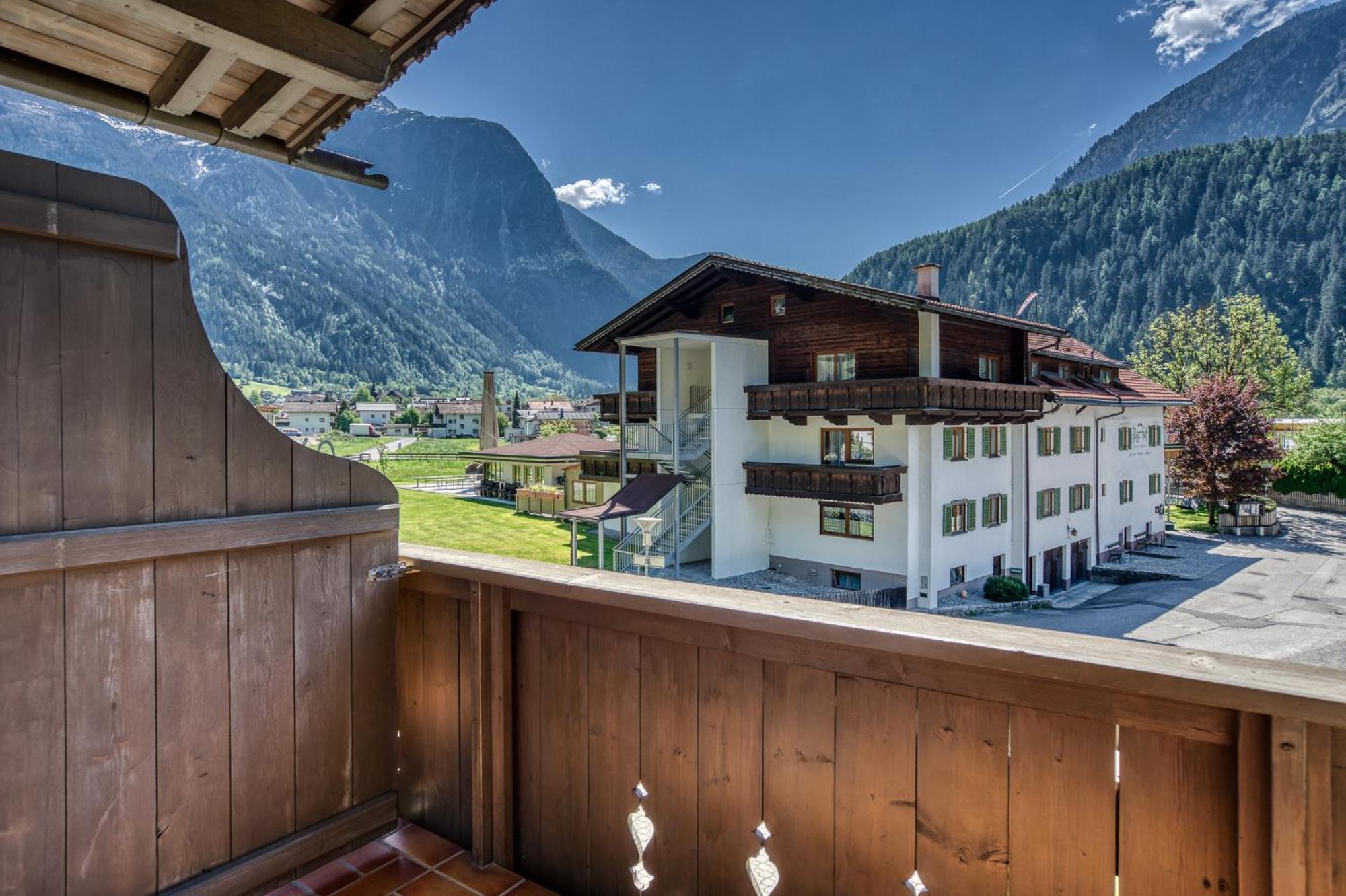 Hotel Jaegerhof Oetz Camera foto