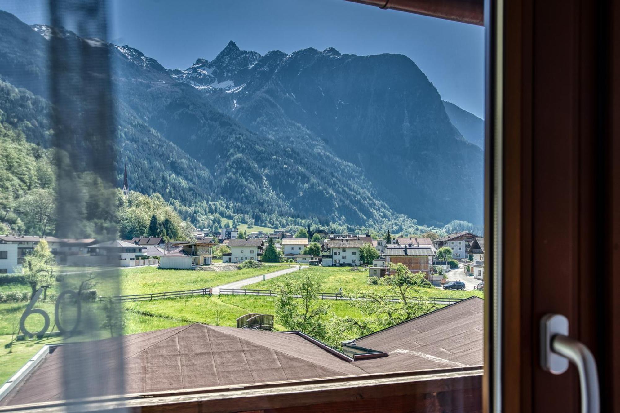 Hotel Jaegerhof Oetz Camera foto